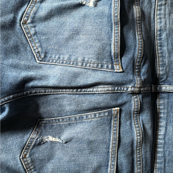 Gap distressed real straight jean - Picture 5 of 5
